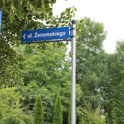 Ulica Żeromskiego w Maniowach już prawie gotowa do użytku