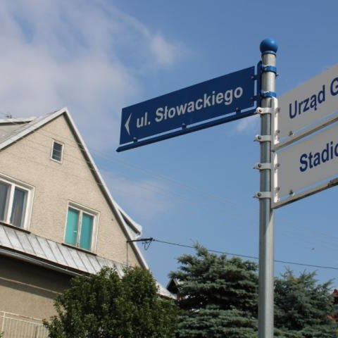 Kolejny etap prac na ulicy Słowackiego w Maniowach