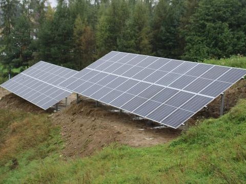 Montaż paneli fotowoltaicznych w Maniowach