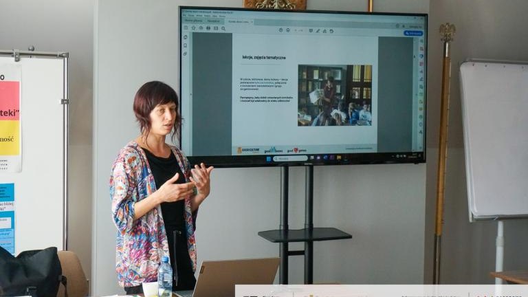 KOM8 (Niestandardowy).jpg