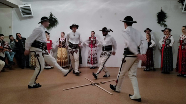 Zwyrtni14 (Niestandardowy).PNG