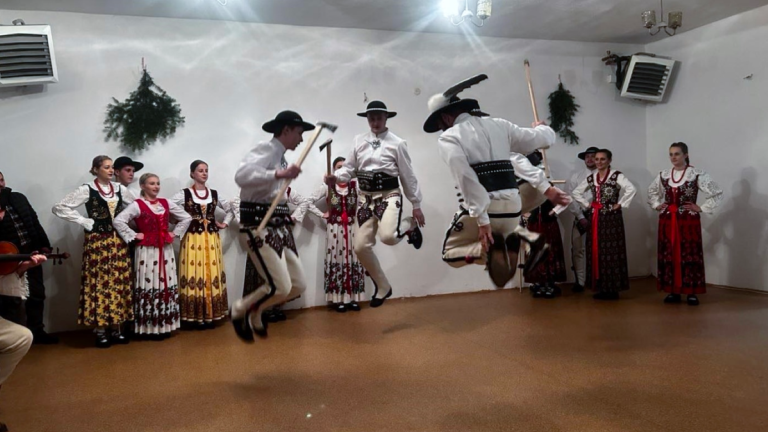 Zwyrtni5 (Niestandardowy).PNG