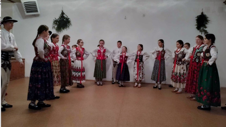 Zwyrtni8 (Niestandardowy).PNG