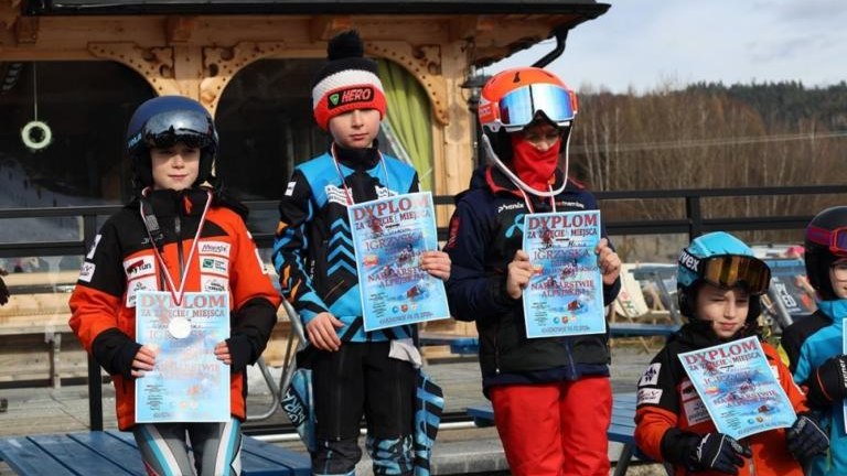 fe46f6a1e24fce101b2ccc9282739611 (Niestandardowy).jpg