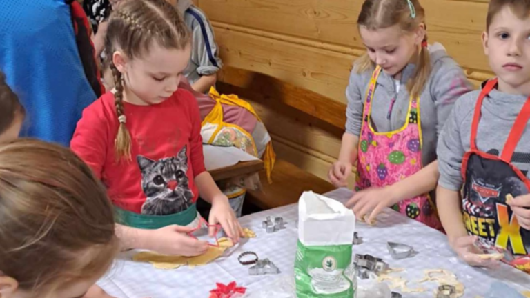 Sromowce Warsztaty ferie (Niestandardowy).PNG