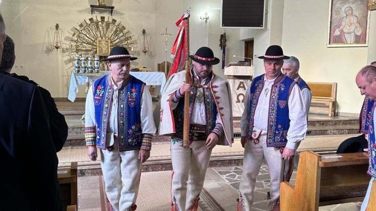 6 (Niestandardowy).jpeg