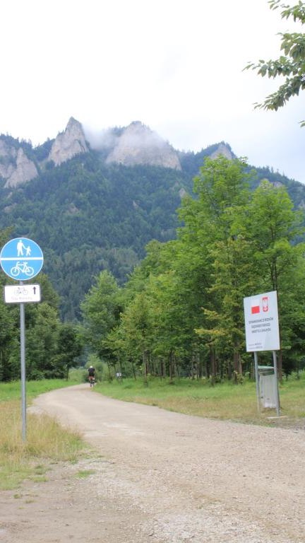 Sromowce Niżne ściezka2 (Niestandardowy).JPG