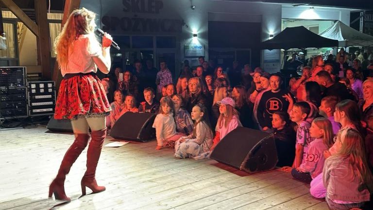 94ab425c-a539-4aea-90fc-595dfb0966b6 (Niestandardowy).jpg