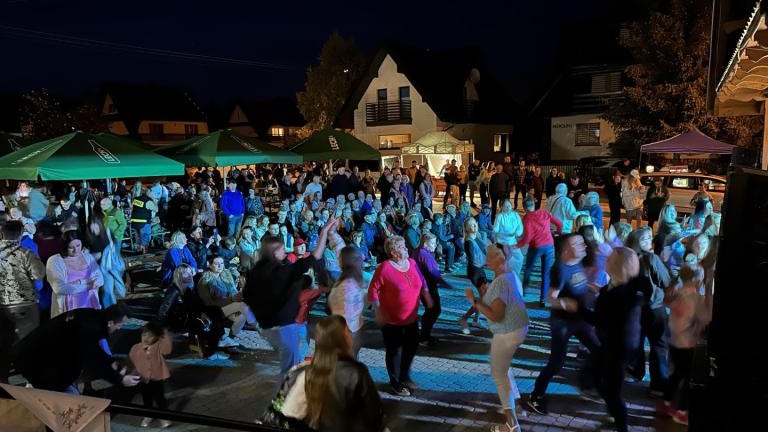 f36e1e6f-4011-4012-9eec-7096de306a6b (Niestandardowy).jpg