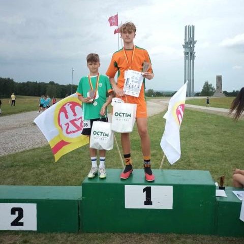 Zawodnicy z Gminy Czorsztyn na podium w III Ogólnopolskim Grunwaldzkim Biegu Przełajowym