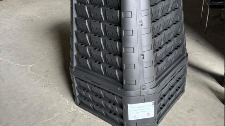 Kompostownik 1 (Niestandardowy).JPG