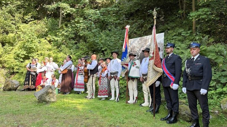 3 (Niestandardowy).jpeg