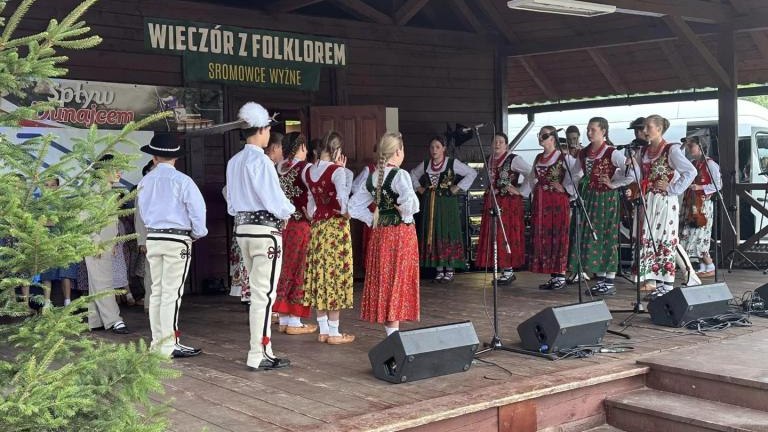 453068416_786350057039312_5437168928552190260_n (Niestandardowy).jpg