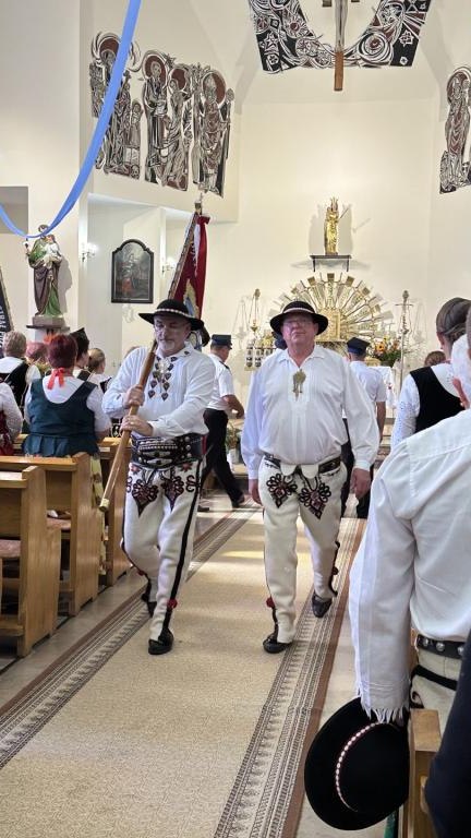 2 (8) (Niestandardowy).jpeg