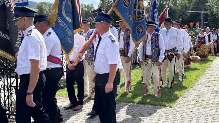 3 (4) (Niestandardowy).jpeg