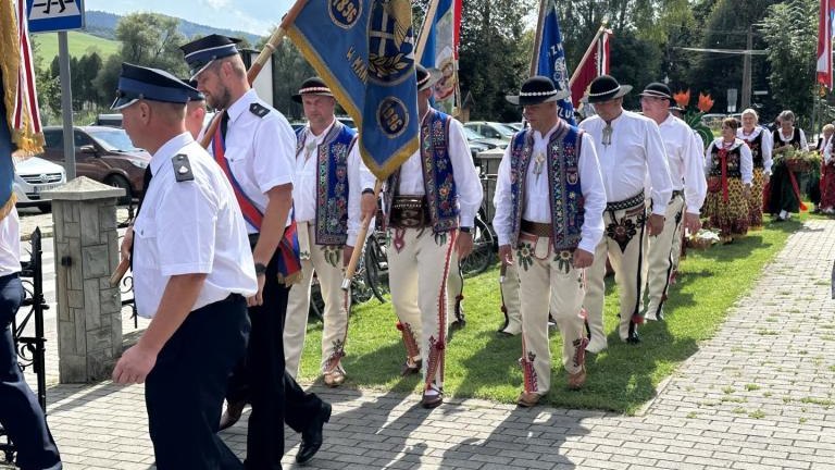 3 (5) (Niestandardowy).jpeg