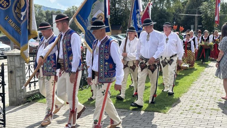 3 (6) (Niestandardowy).jpeg