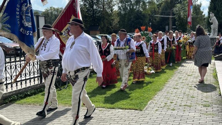 3 (8) (Niestandardowy).jpeg