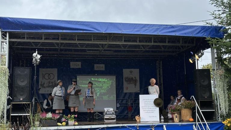 Messenger_creation_70320768-9362-4372-AE27-4EB5C44AF9B3 (Niestandardowy).jpeg