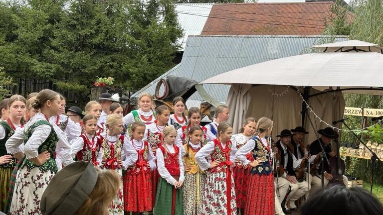 Messenger_creation_828CC2A4-815A-4B23-AD51-440A7AC25D51 (Niestandardowy).jpeg