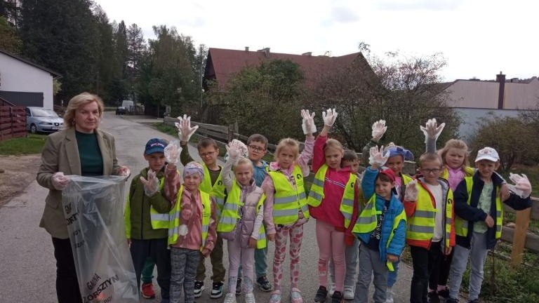 hdimg5a6cd7c2b10626bd637a4267d04a3e (Niestandardowy).jpg