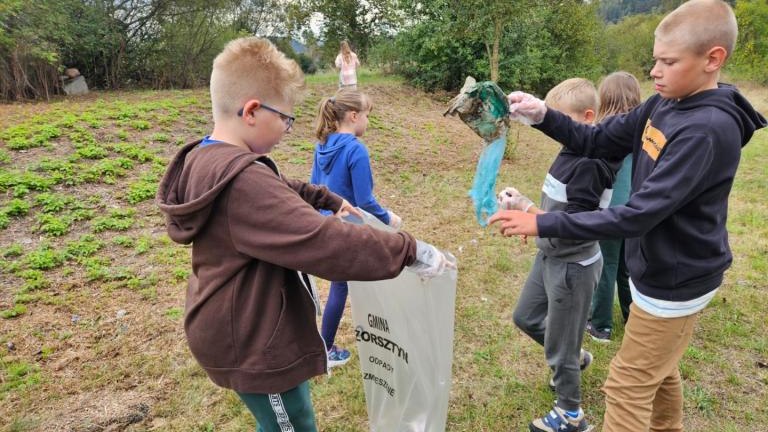 hdimgaaca5ce1eacdd08d7d84942a7fd108 (Niestandardowy).jpg