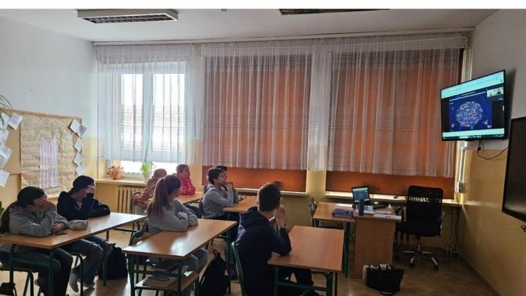 Neutral Minimal Photo Collage Mood Board Instagram Story (Niestandardowy).jpg