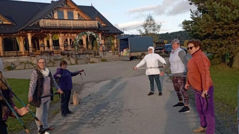 3b42a5a1-9776-47cd-ae62-4e9b25f97bf7 (Niestandardowy).jpg