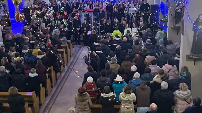 Messenger_creation_B8159F01-1536-446D-85D5-C0243830E8E2 (Niestandardowy).jpeg