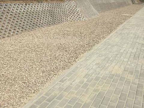 Utwardzenie pobocza przy ul. Zamkowej w Czorsztynie