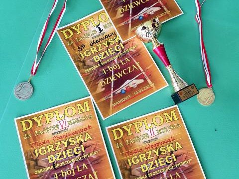 Lekkoatletyczny sukces dziewcząt z Maniów