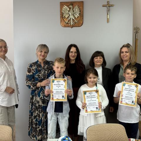 Młodzi matematycy z klas trzecich nagrodzeni w Urzędzie Gminy Czorsztyn