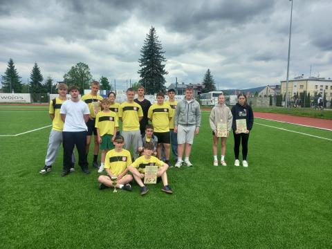 Uczniowie z Maniów i Kluszkowiec z sukcesami na Powiatowych Igrzyskach Młodzieży Szkolnej w Nowym Targu