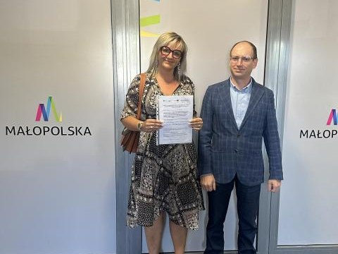 Podpisano umowę o dofinansowanie projektu pn. „Budowa PSZOK w miejscowości Maniowy”