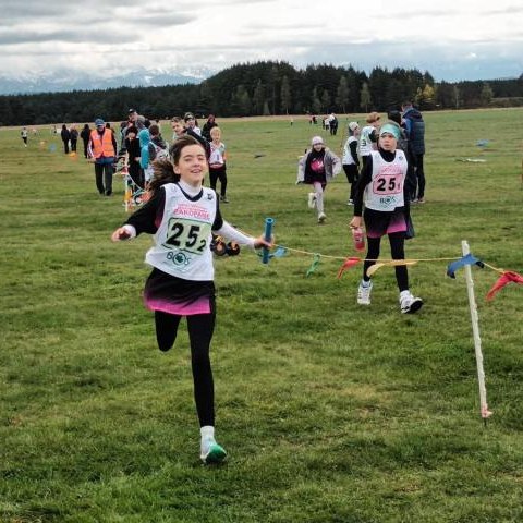 Sztafetowe biegi przełajowe VI miejsce dziewcząt w etapie powiatowym