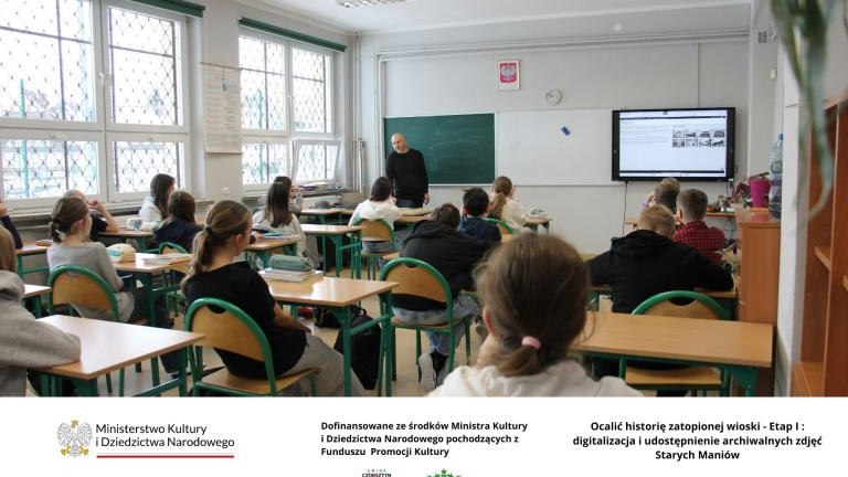 Ocalić historię zatopionej wioski - Etap I  digitalizacja i udostępnienie archiwalnych zdjęć Starych Maniów (11).jpg