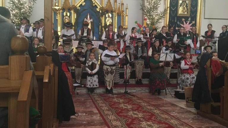 270190248_594935045137476_7174830360380562230_n(1) (768x1024).jpg