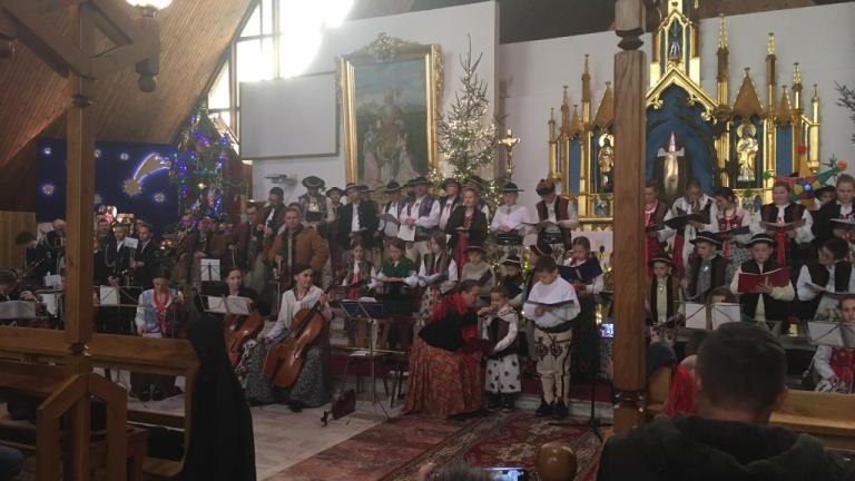 270196496_2121037144715574_1772749623914297235_n (1024x768).jpg