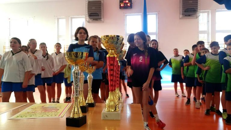 Igrzyska Dzieci – Rywalizacja Ośrodka Pieniny w Piłce Koszykowej – zwycięstwo dziewcząt z Maniów (5).jpg