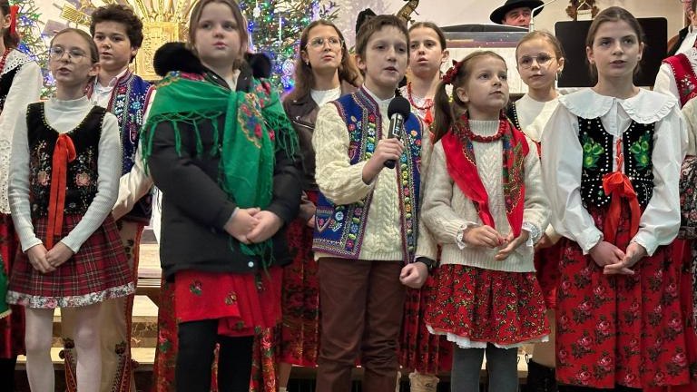 Kolędowanie w Sromowcach Niżnych (10).jpg