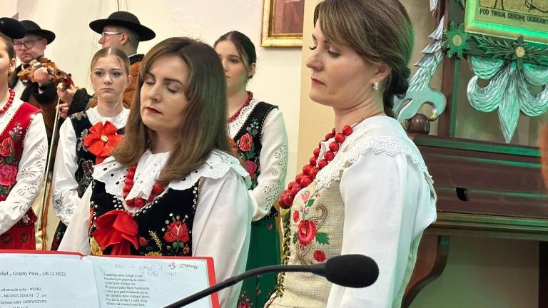 Kolędowanie w Sromowcach Niżnych (14).jpg