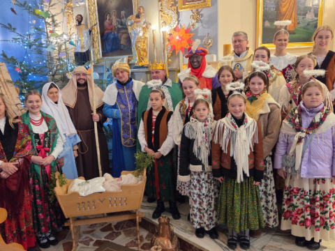 Orszak Trzech Króli podczas uroczystości Objawienia Pańskiego w Mizernej