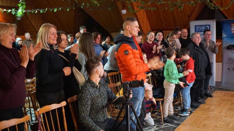 Kontrasty muzyki ludowej w Domu Kultury w Maniowach (21).jpg