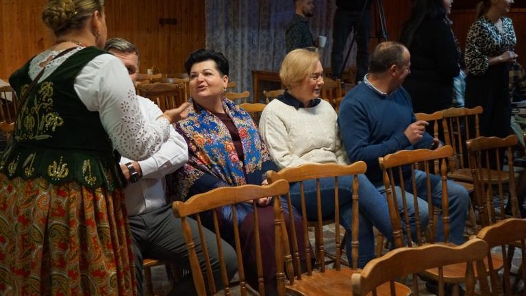 Kontrasty muzyki ludowej w Domu Kultury w Maniowach (4).jpg