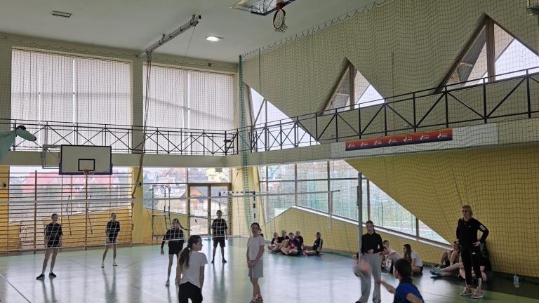 Gminne Igrzyska Dzieci i Młodzieży Szkolnej w siatkówce (22).jpeg