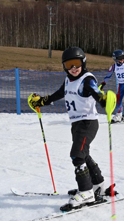 Młodzi sportowcy na stoku – zawody o Puchar Wójta Gminy Czorsztyn (139) (Duże).JPG