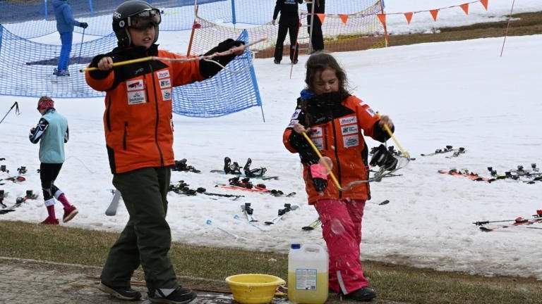 Młodzi sportowcy na stoku – zawody o Puchar Wójta Gminy Czorsztyn (163) (Duże).JPG