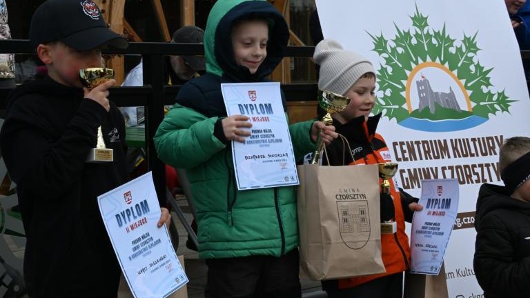 Młodzi sportowcy na stoku – zawody o Puchar Wójta Gminy Czorsztyn (179) (Duże).JPG