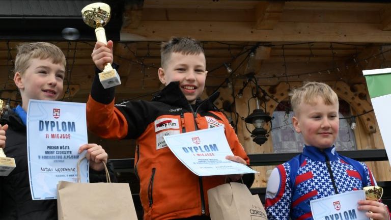 Młodzi sportowcy na stoku – zawody o Puchar Wójta Gminy Czorsztyn (192) (Duże).JPG