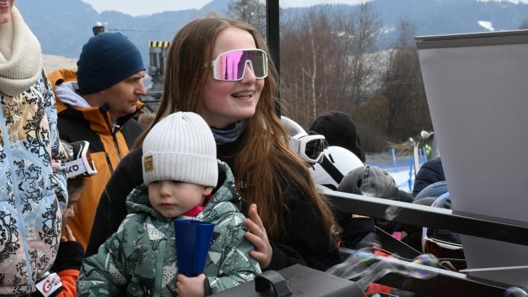 Młodzi sportowcy na stoku – zawody o Puchar Wójta Gminy Czorsztyn (241) (Duże).JPG